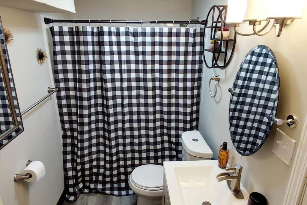 Spacious Suite Close To Downtown Indy/ King Bed Indianapolis Eksteriør bilde